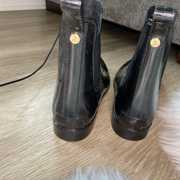 dansko beeswax conditioner